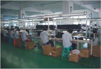 廠家直銷新款7寸車載顯示器，廣州市車視界電子科技優(yōu)質通訊產品